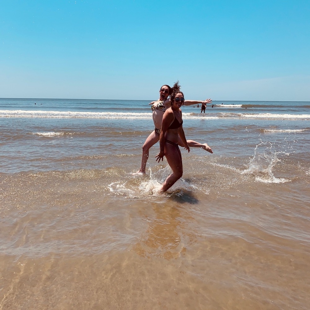 Meet your Posher, Reagan